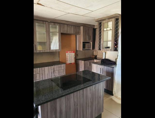 2 BEDROOM HOUSE FOR SALE IN VILLA LIZA